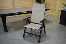 Charger l&#39;image dans la galerie, NOUVEAUTÉ 🔥 Chaise inclinable et pliante- Collection Megan - Piscines Soucy
